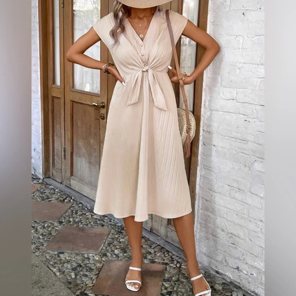 NWT, Women’s Front Tie, A-Line Dress, size small (4), Beige/Apricot - Picture 4 of 4